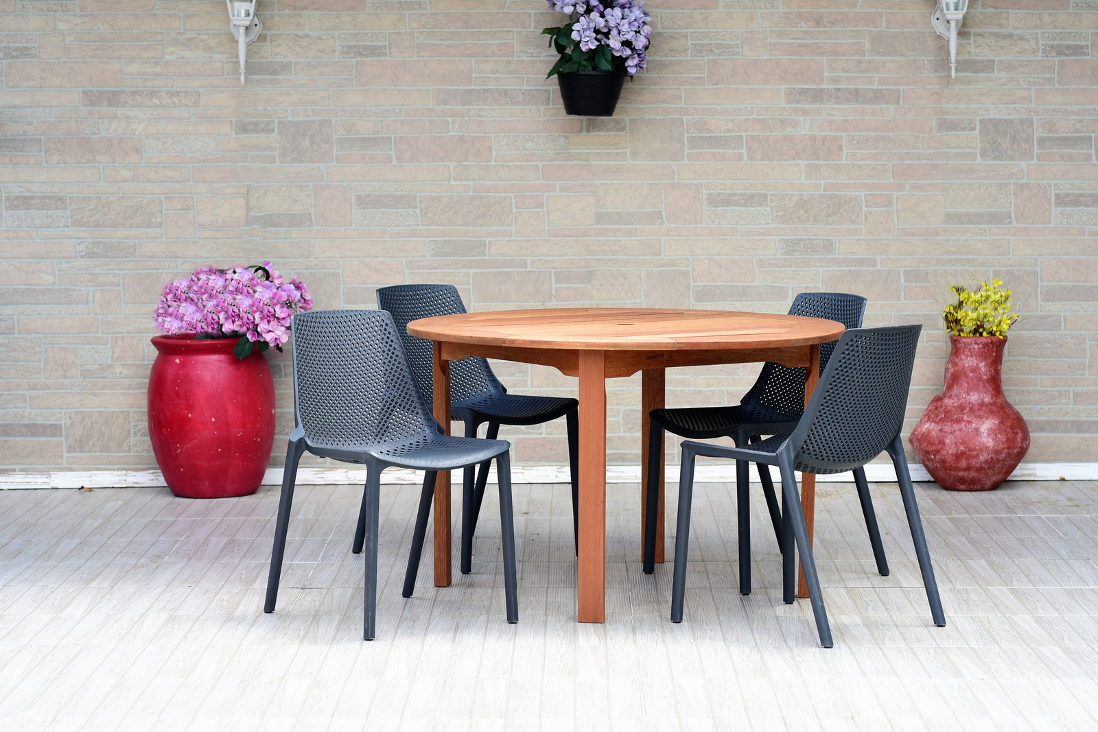 Amazonia Talon 5-Piece Outdoor Dining Set | Eucalyptus | Grey Chairs